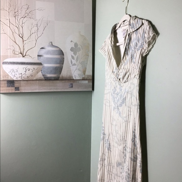 Free People Dresses & Skirts - FREE PEOPLE DRESS.FLORAL LEAVES